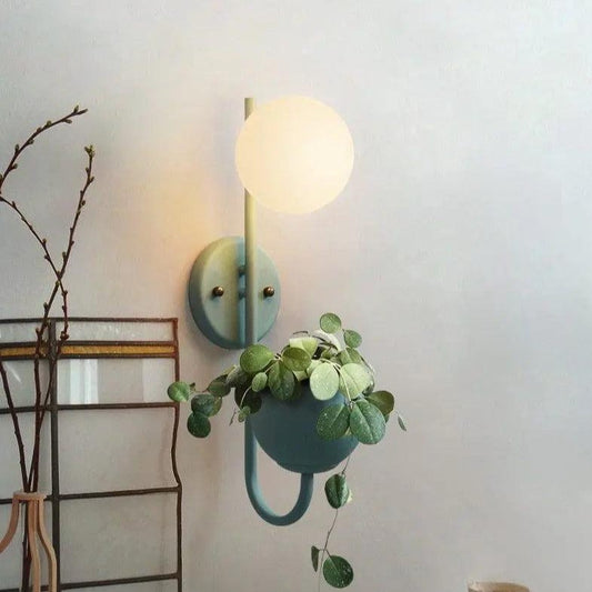 Kelda - Nordic Planter Light Sconce