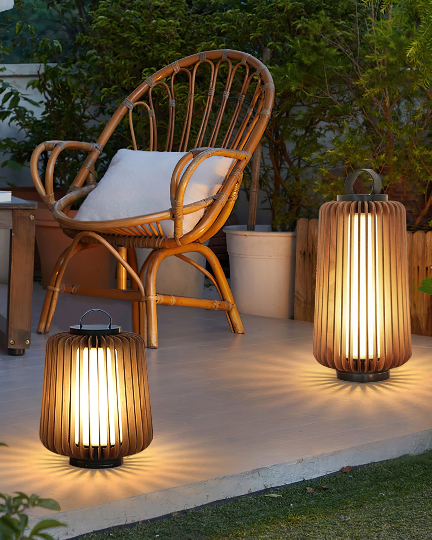 Legno Outdoor Table Lamp