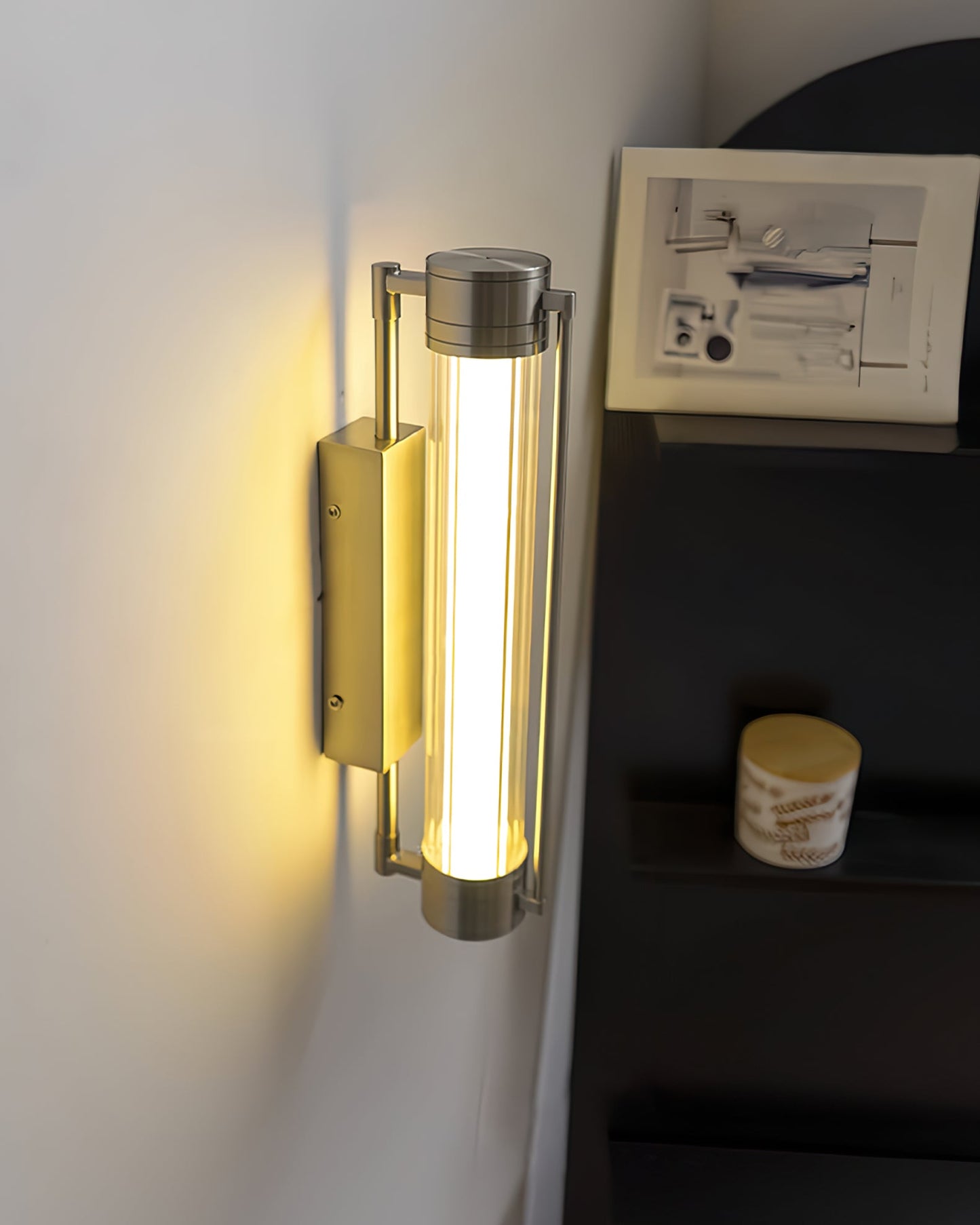 Lirna Wall Lamp