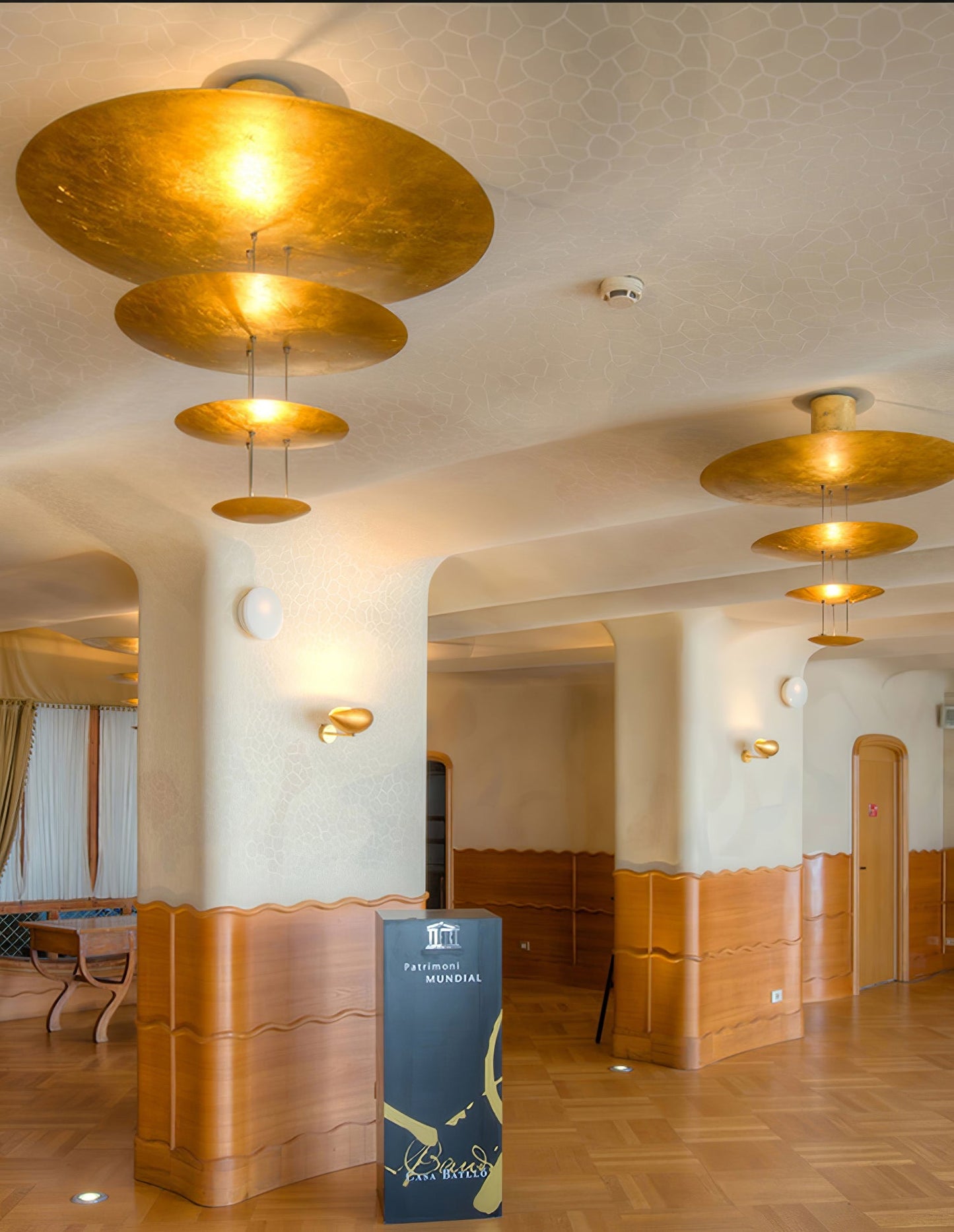 Machine Elegant Chandelier