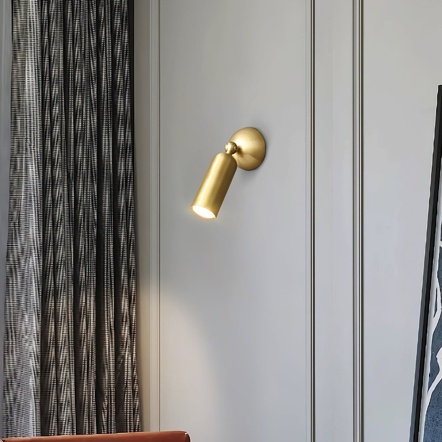 Madame Dome Wall Lamp