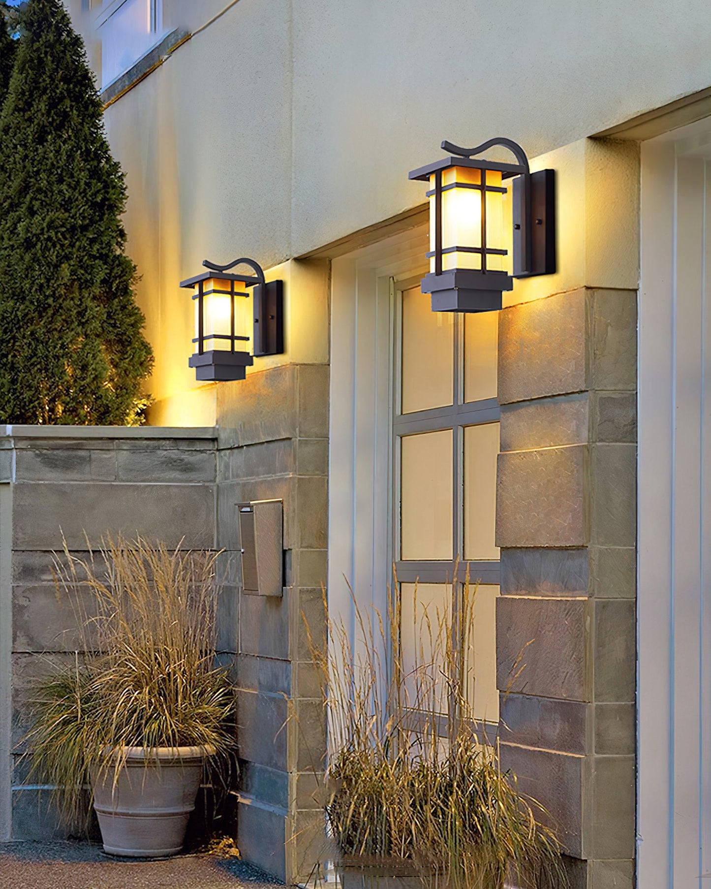 Madison Lantern Outdoor Wall Light