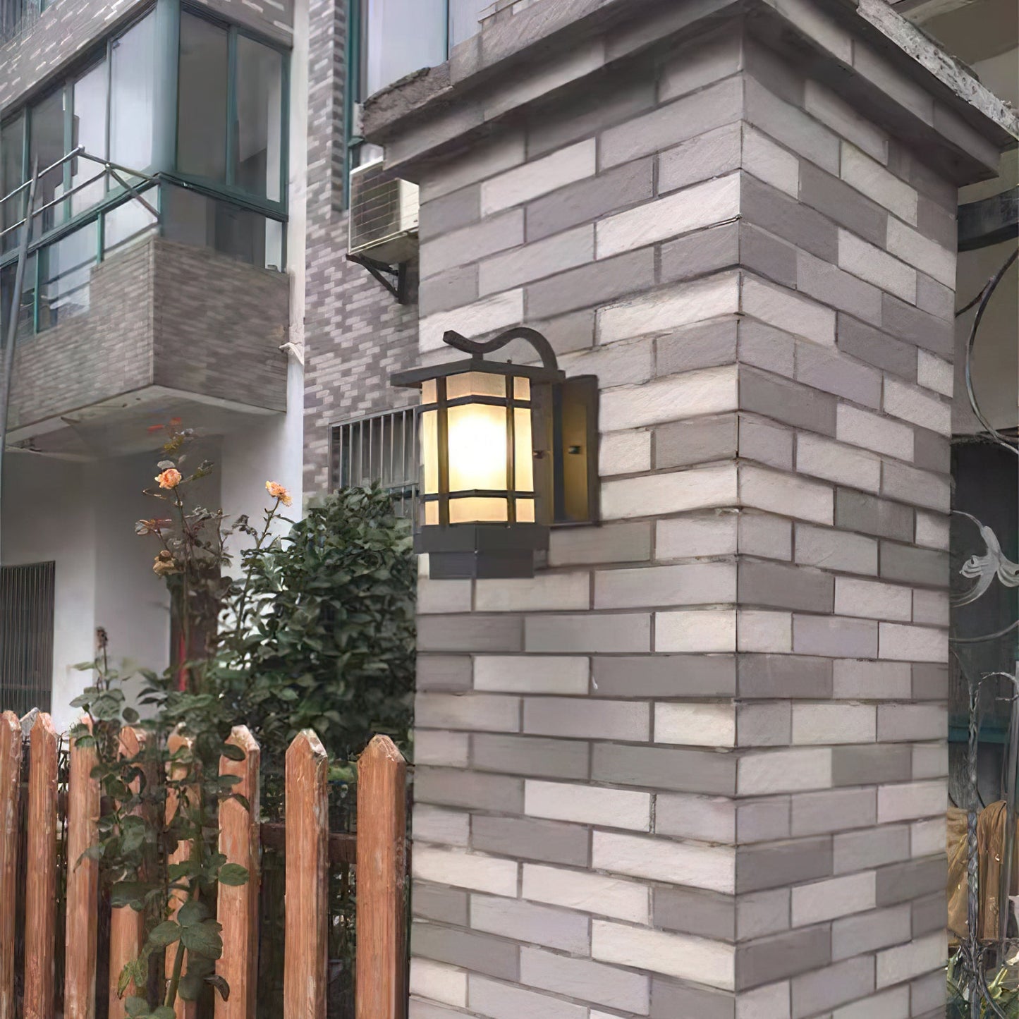 Madison Lantern Outdoor Wall Light