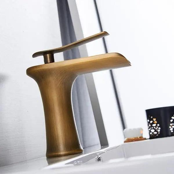 Mai Gold Bathroom Faucet Elegance