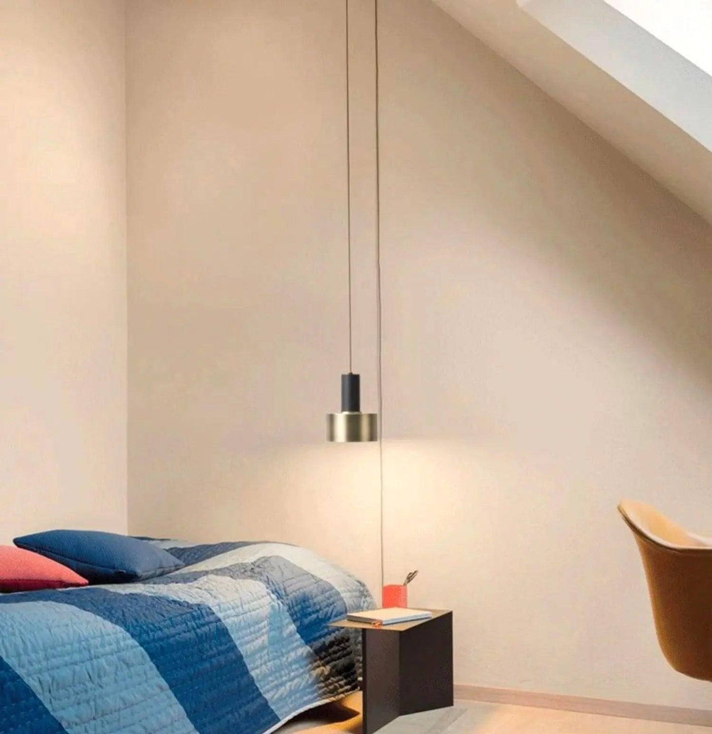 Maibrit - Modern Plug-In DIY Hanging Lights For Bedroom