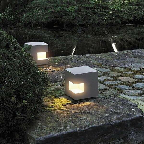 Modern LED Lawn Light Outdoor
