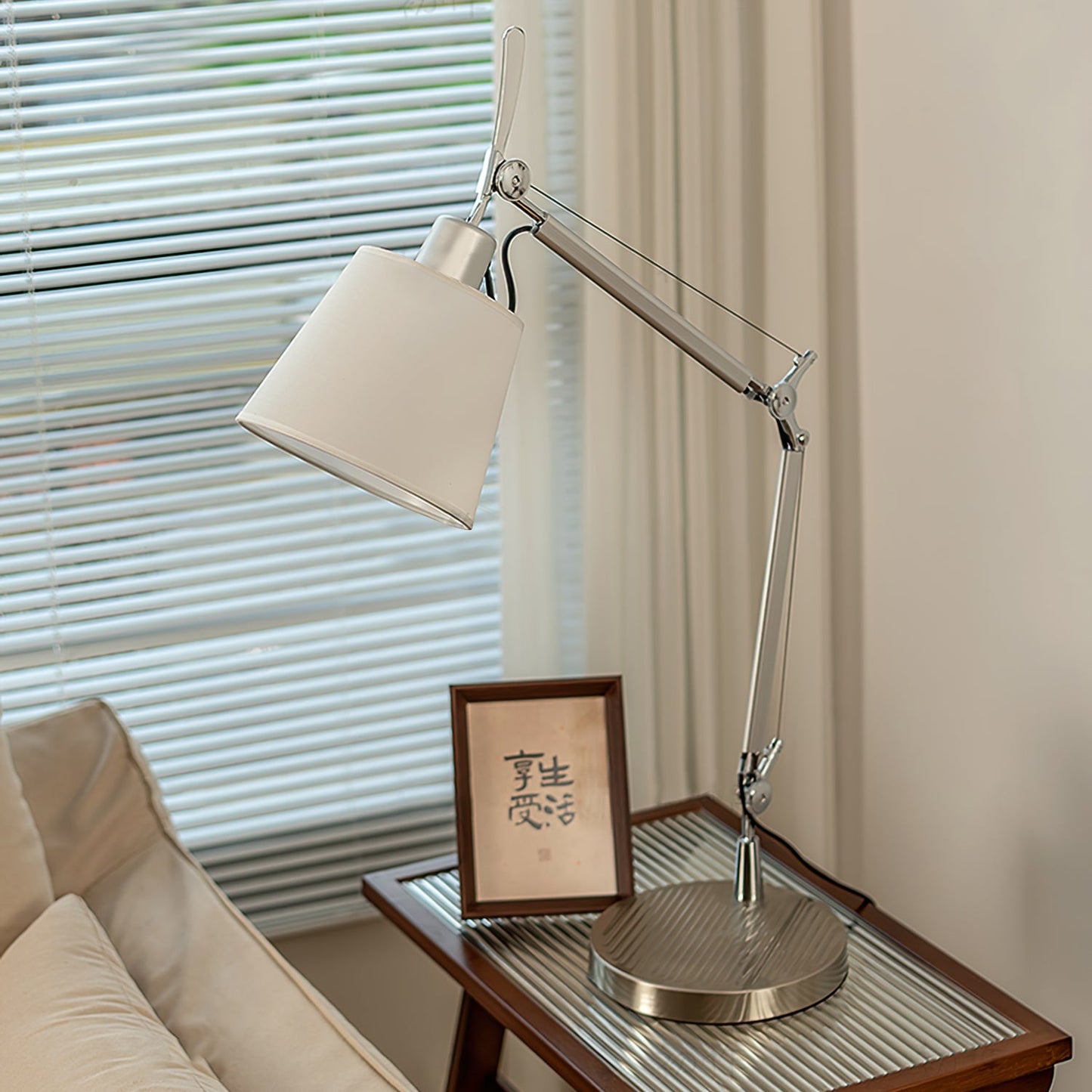Modern Classic Table Lamp