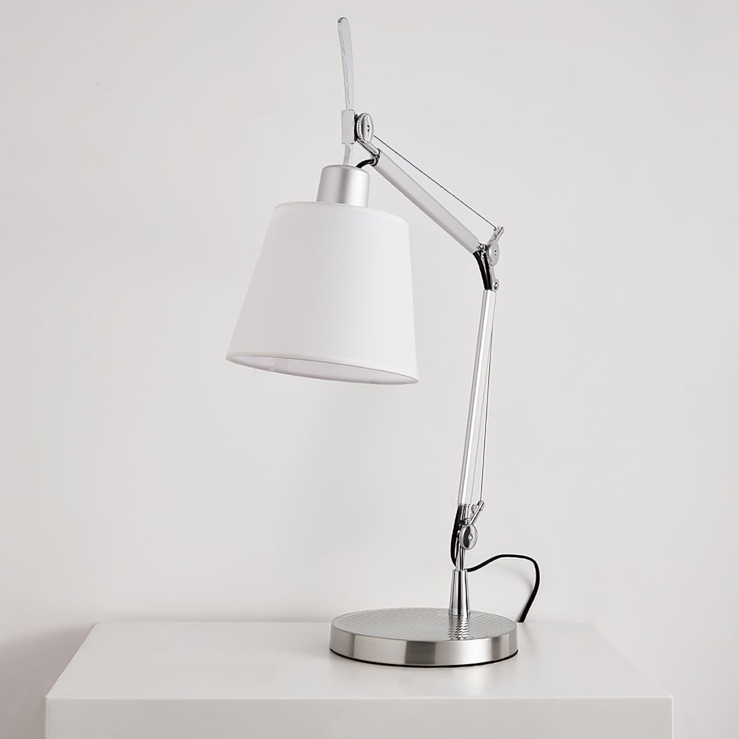 Modern Classic Table Lamp