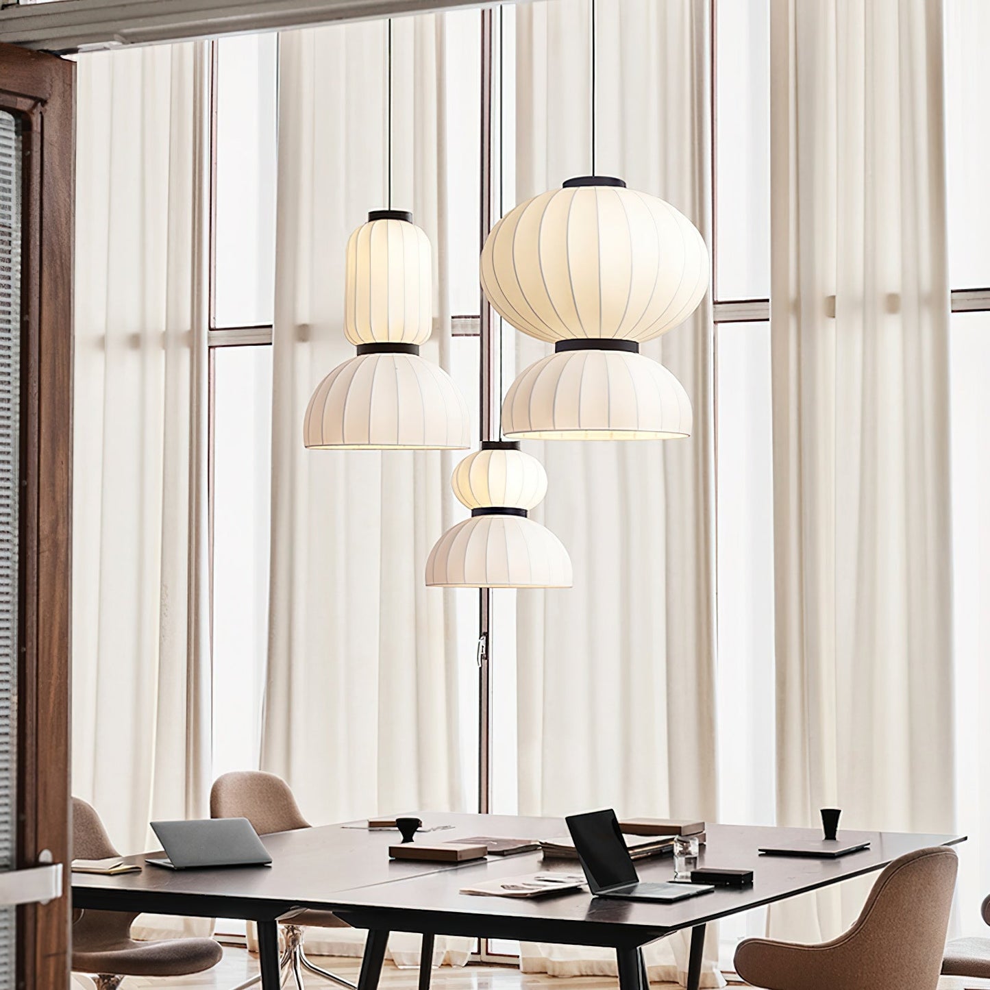 Mulberry Silk Pendant Lantern Light