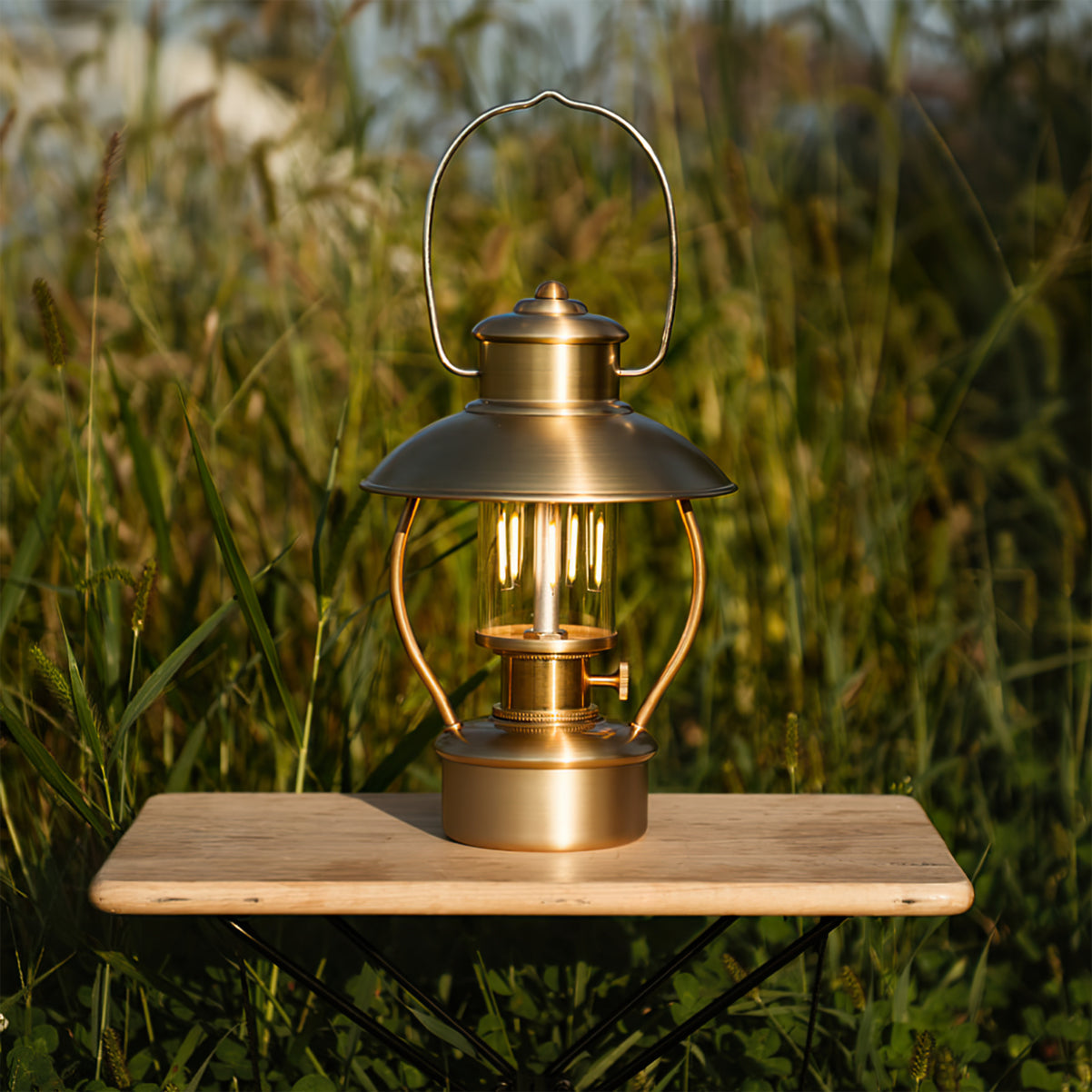 N80 Lantern Outdoor Table Lamp