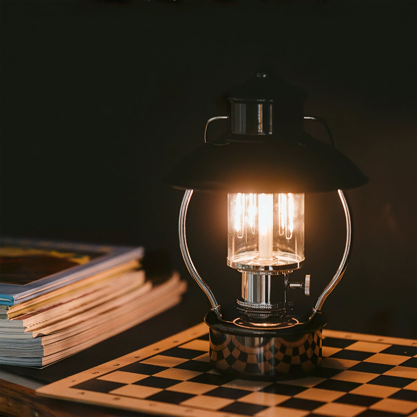 N80 Lantern Outdoor Table Lamp