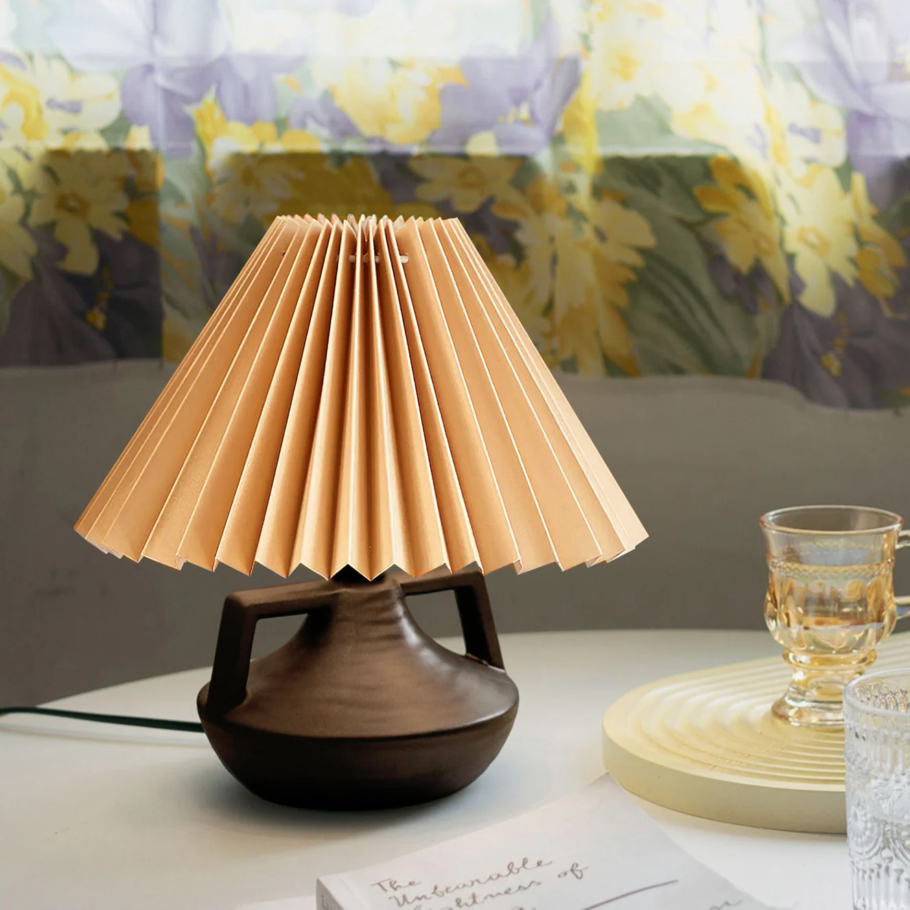 Navia Pleated Table Lamp
