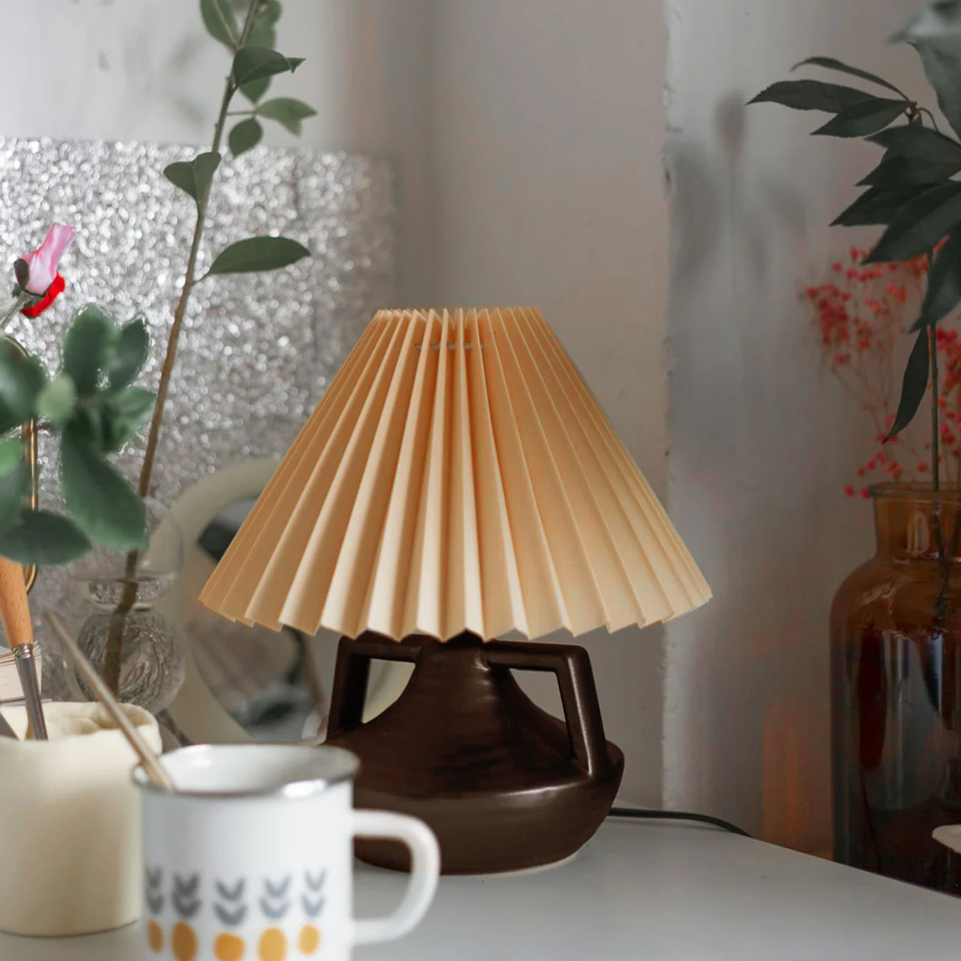Navia Pleated Table Lamp