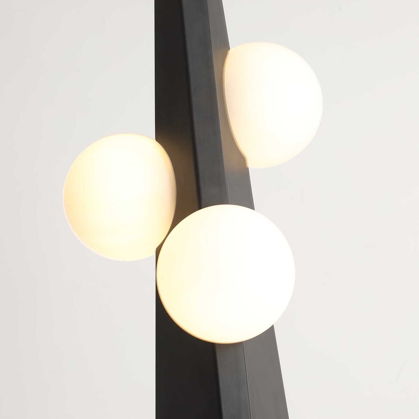 Noir Roy Modern Floor Lamp