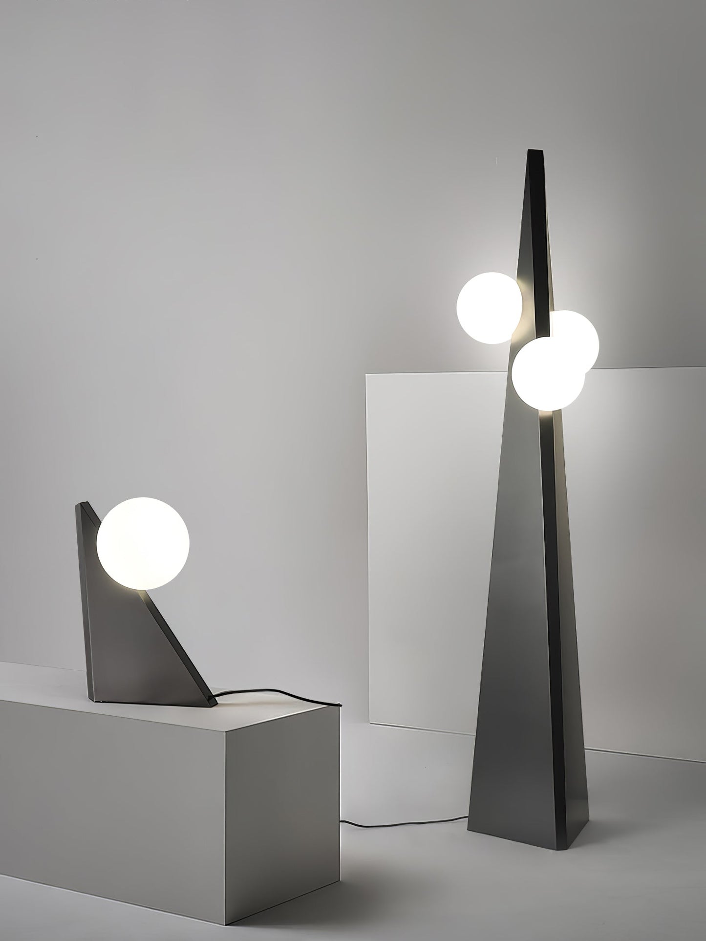 Noir Roy Modern Floor Lamp