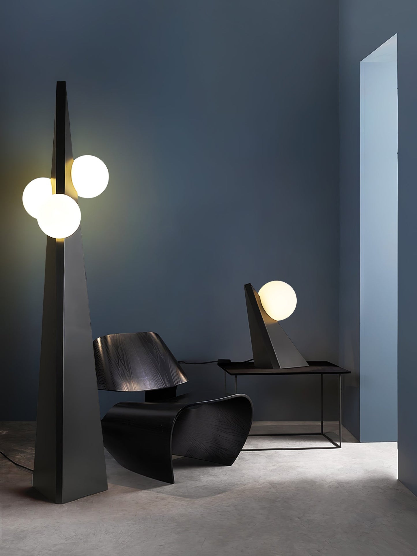 Noir Roy Modern Floor Lamp