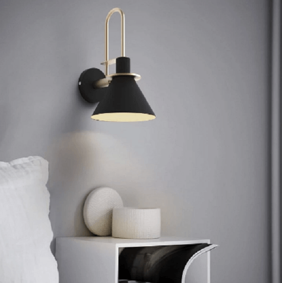 Nordic Wall Light Black