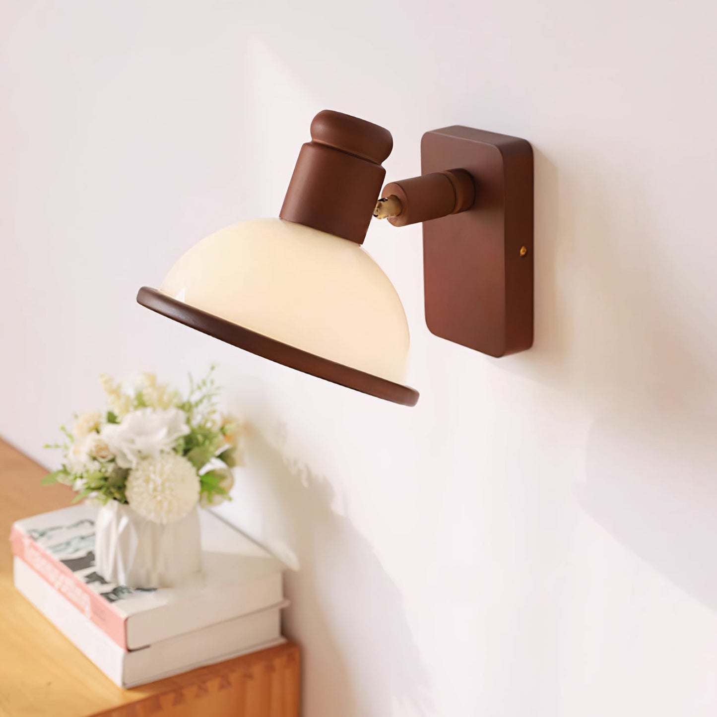 Girona Mia Wall Lamp