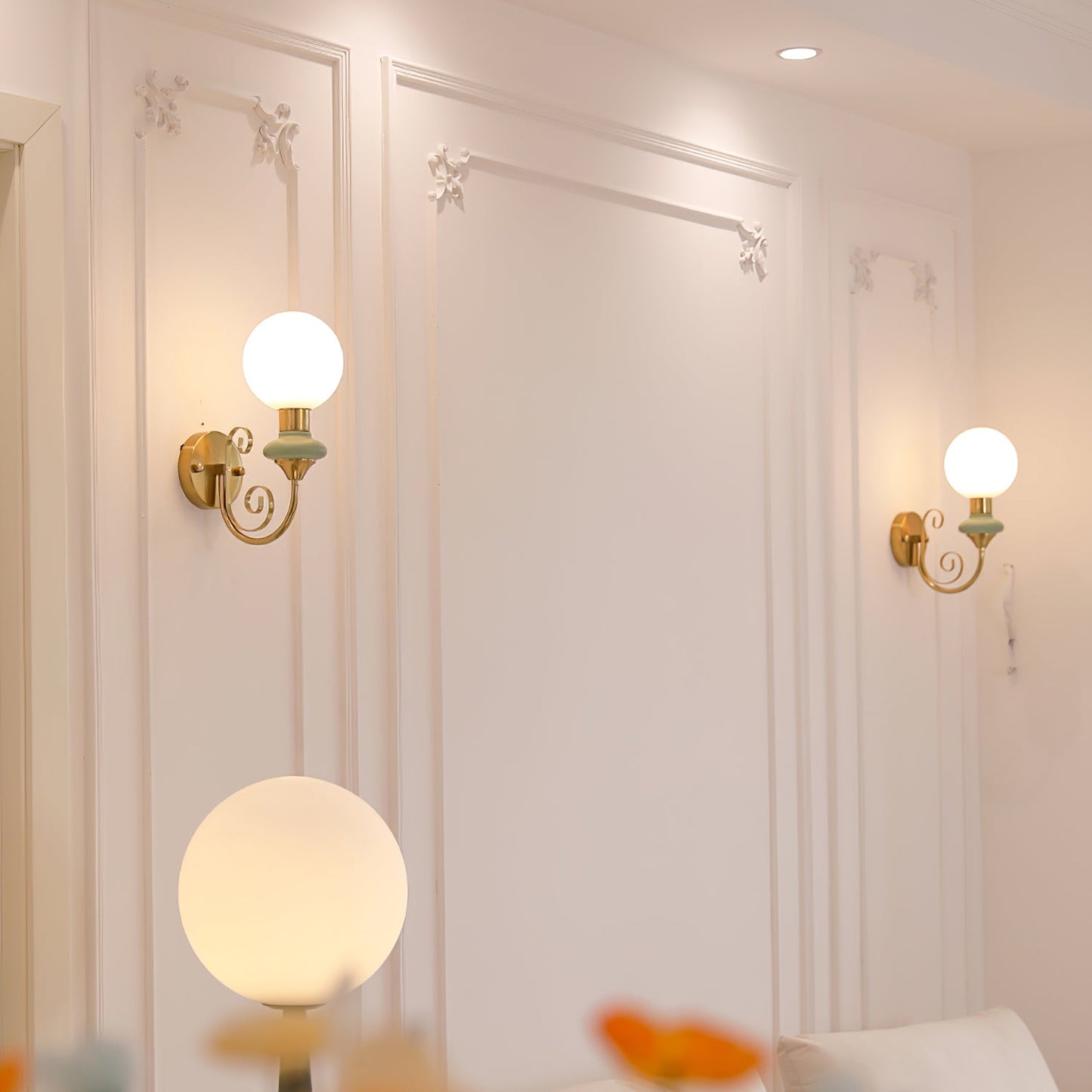 Onyx Modern Wall Lamp