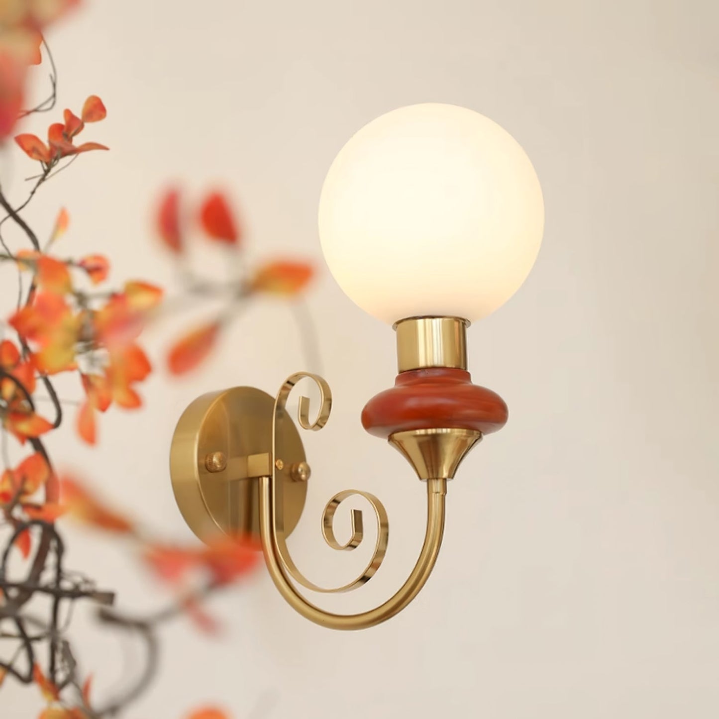 Onyx Modern Wall Lamp