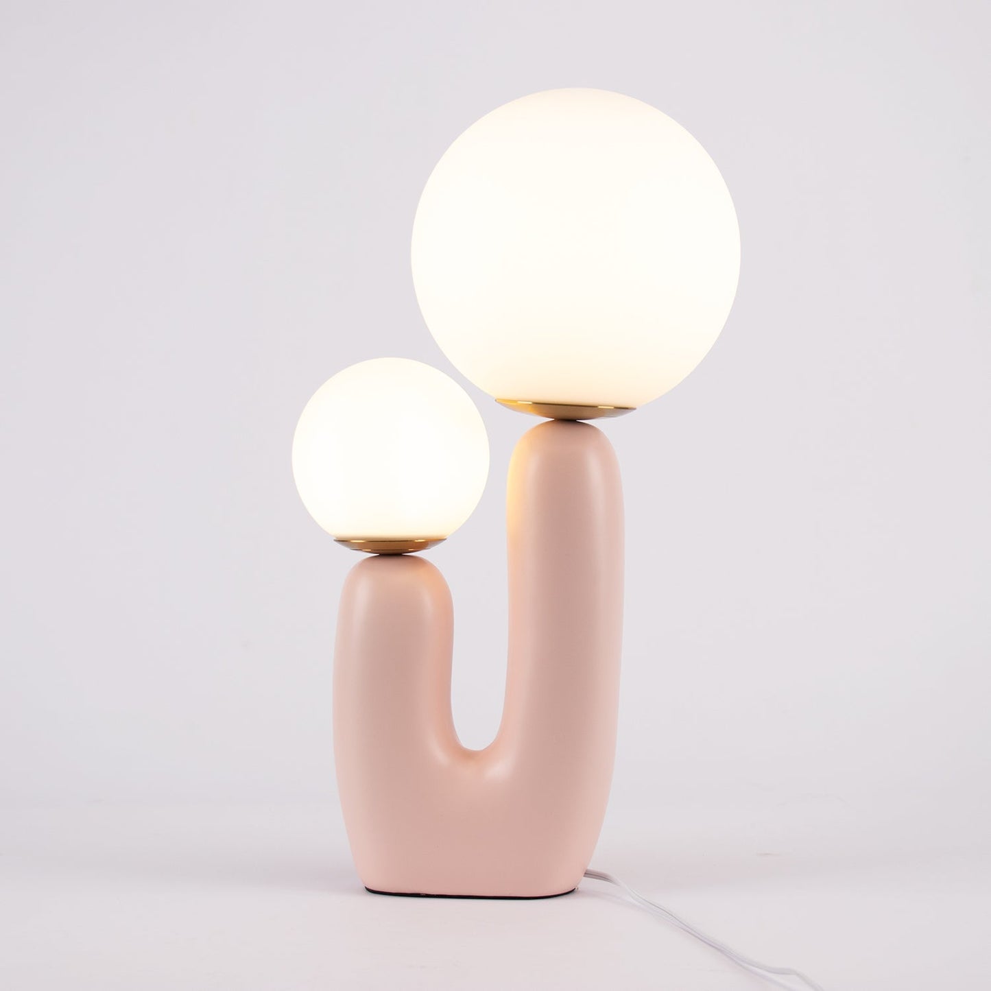 Oo Smooth Table Lamp