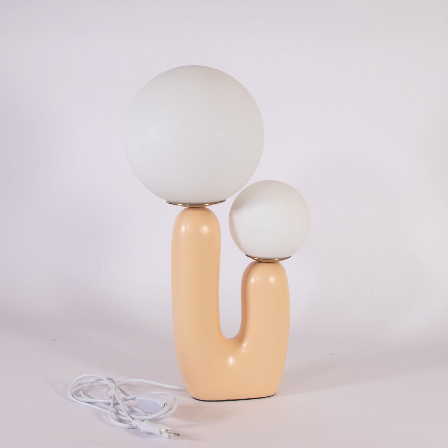 Oo Smooth Table Lamp