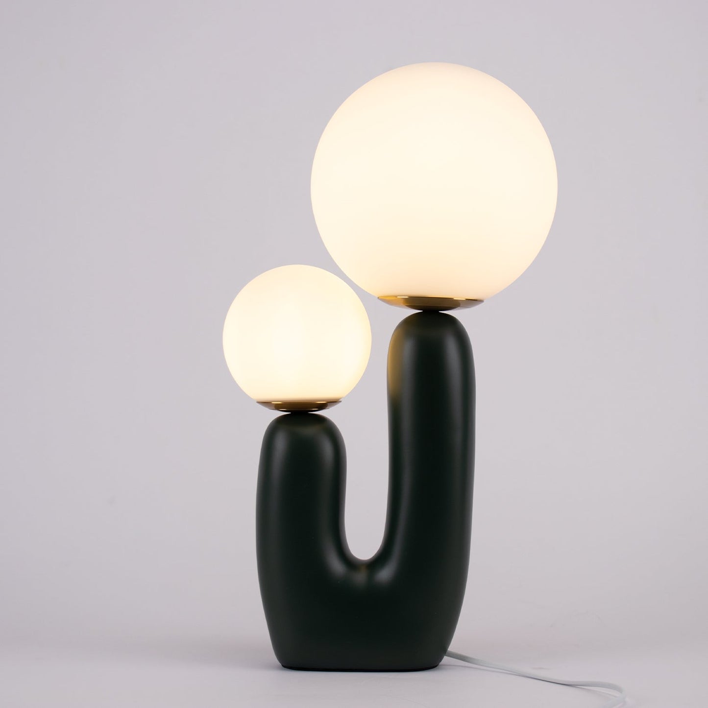 Oo Smooth Table Lamp