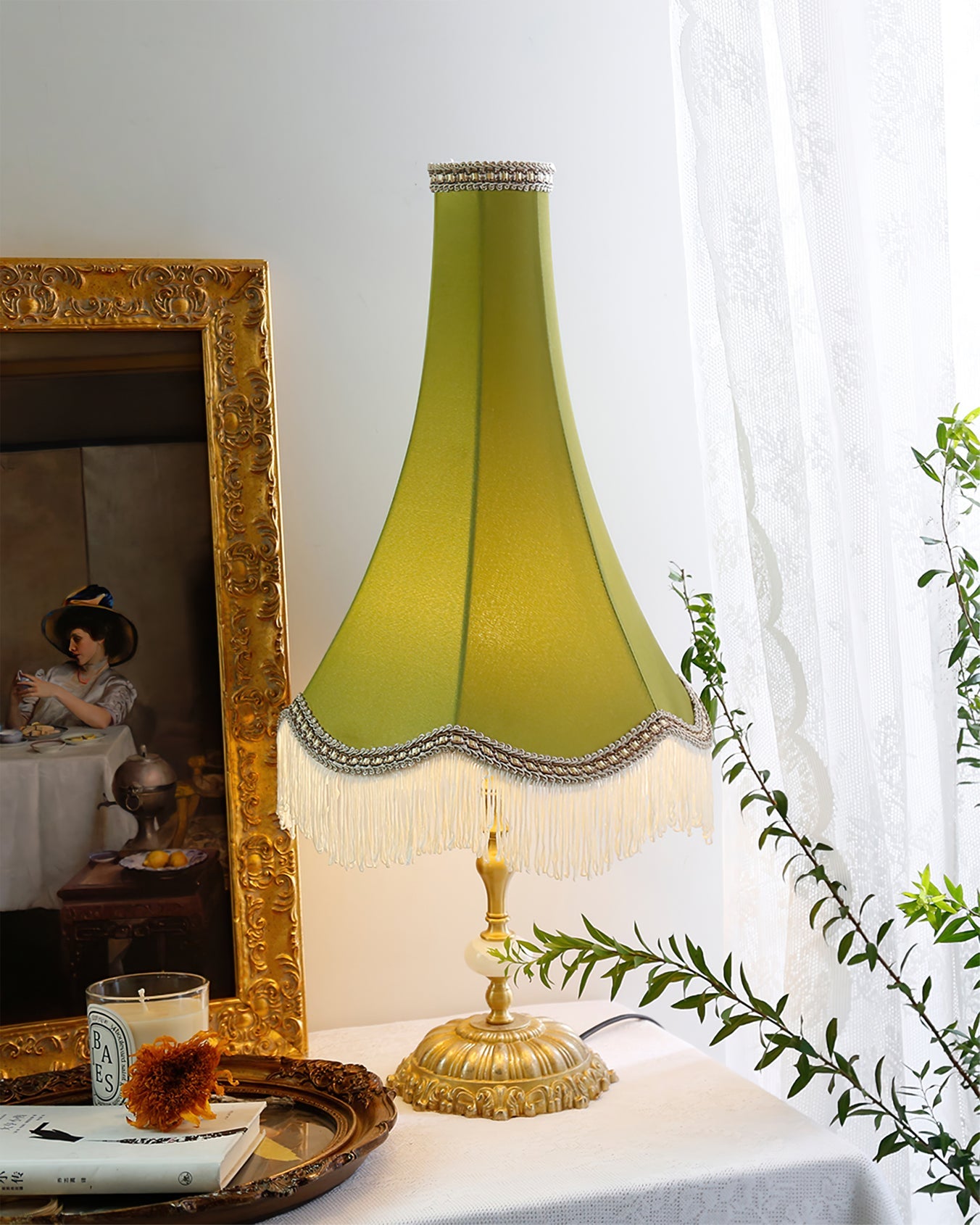 Peia Tassel Table Lamp