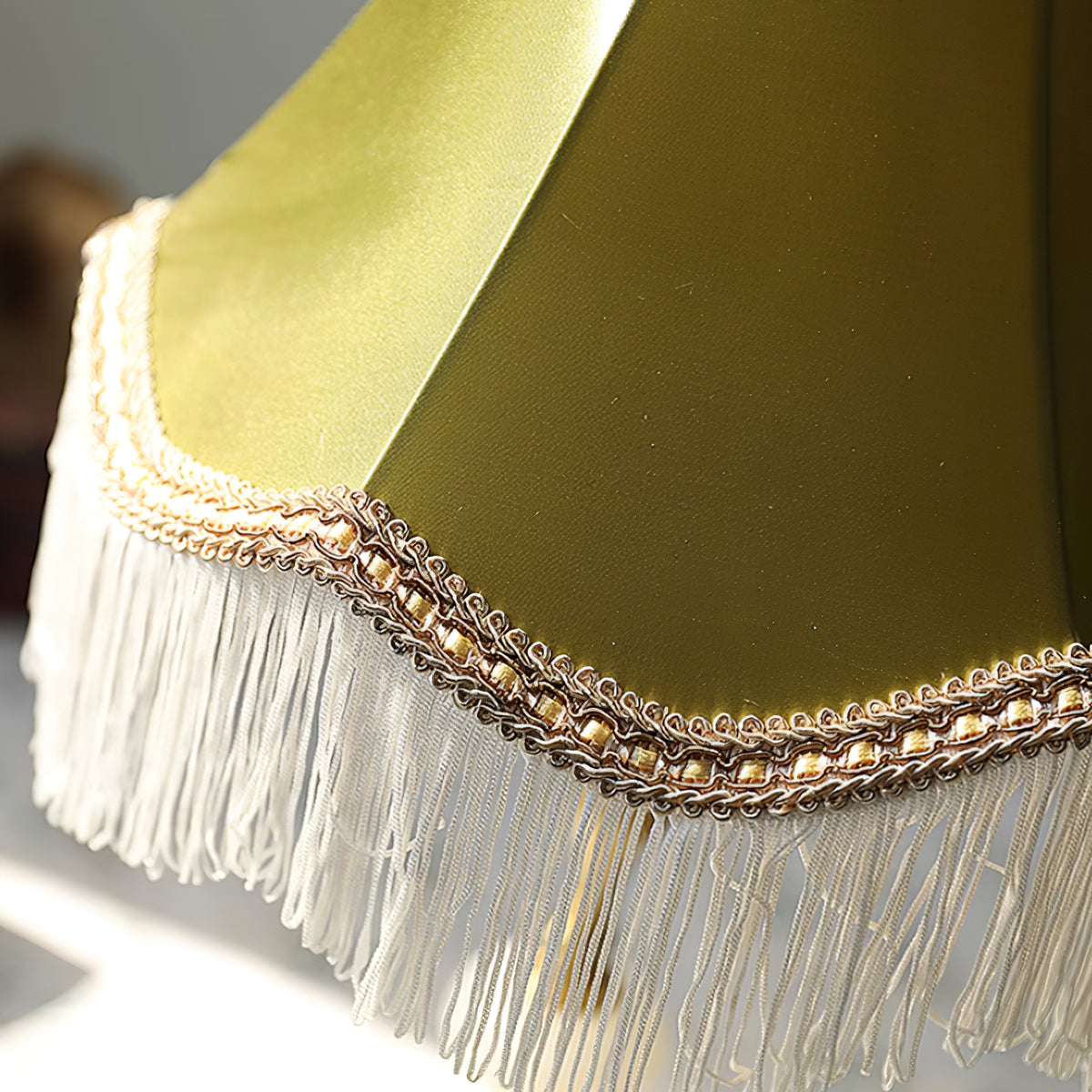 Peia Tassel Table Lamp