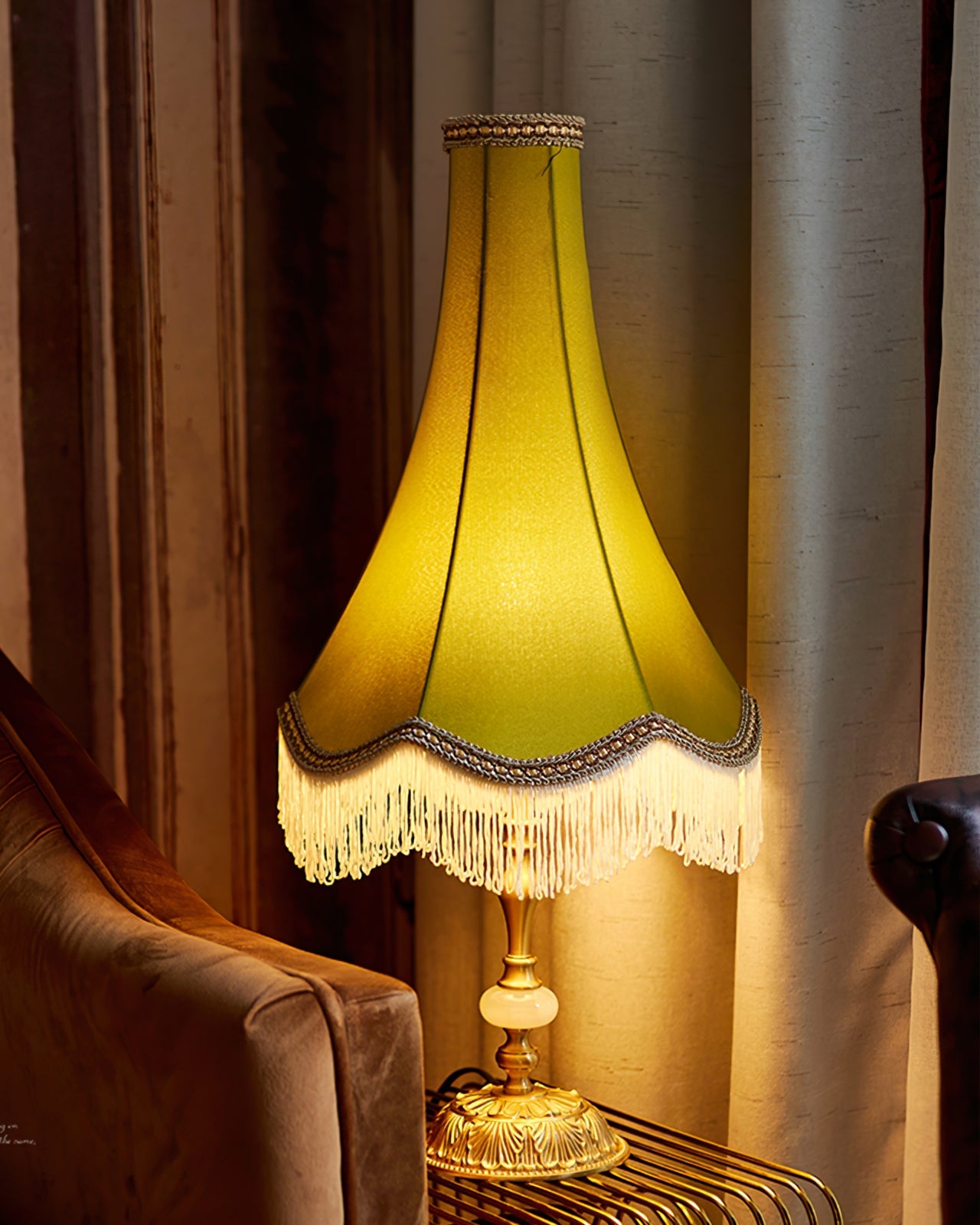 Peia Tassel Table Lamp