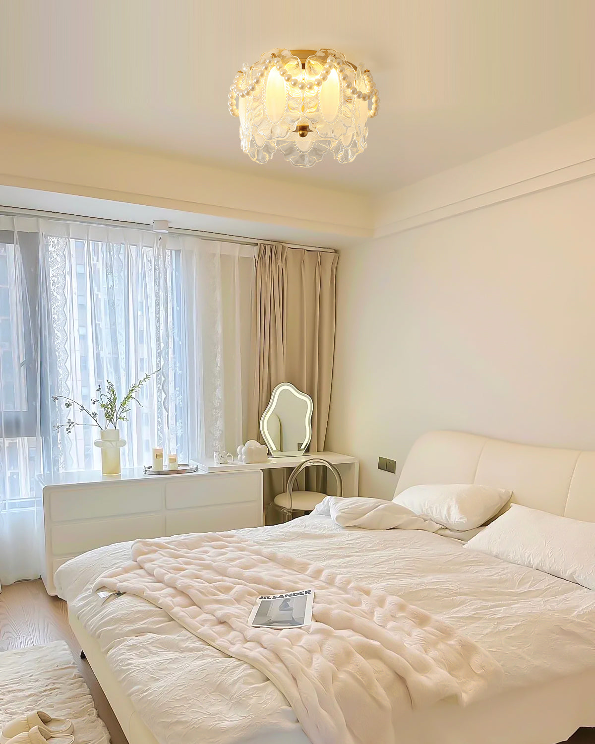 Petal Pearl Ceiling Light