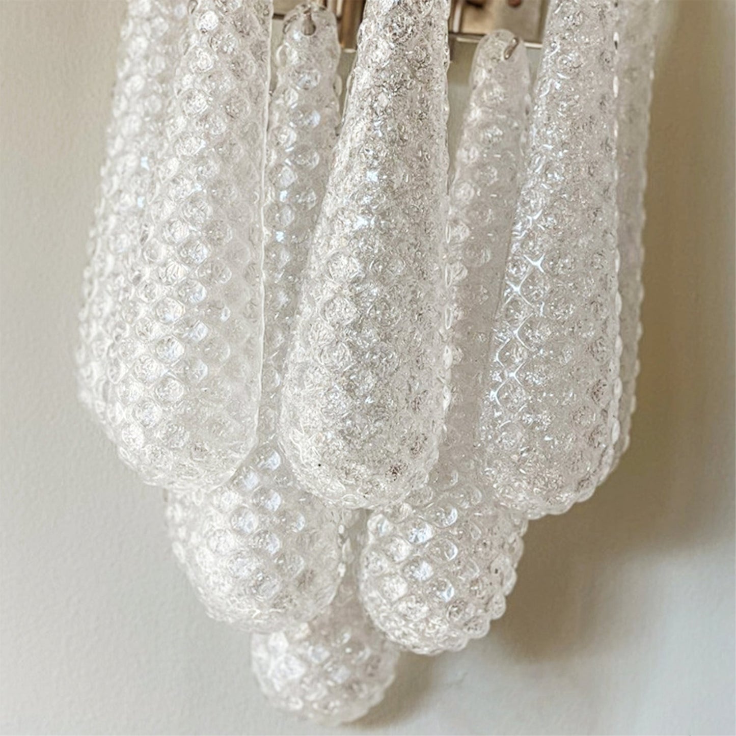 Petals Drop Wall Lamp