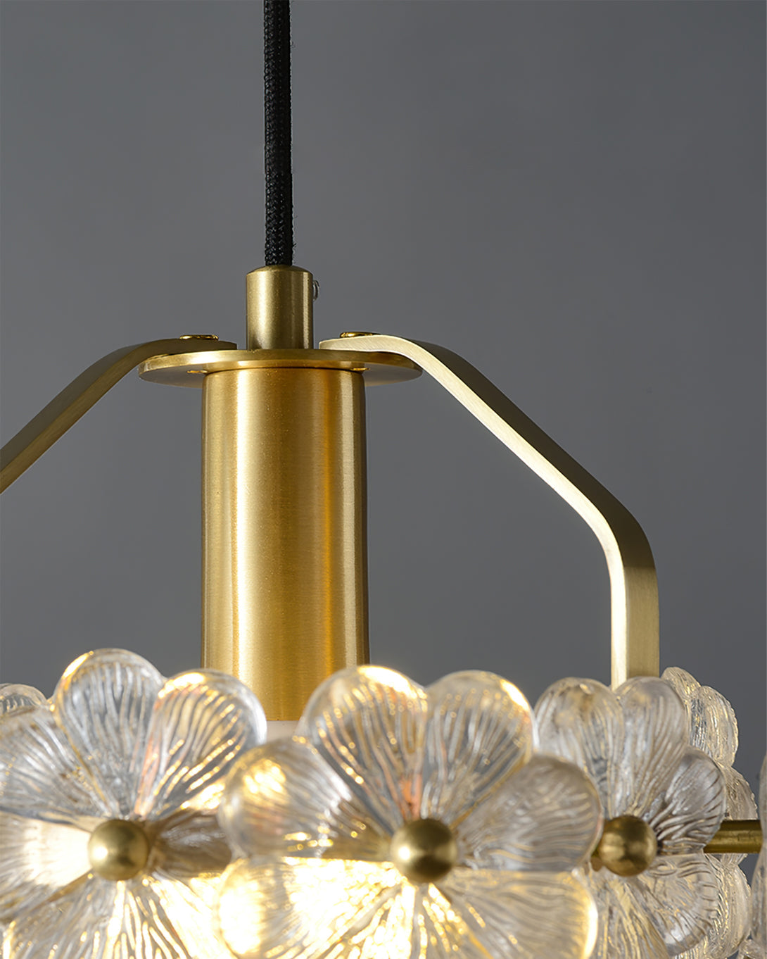 Petit Floral Glass Pendant Lamp