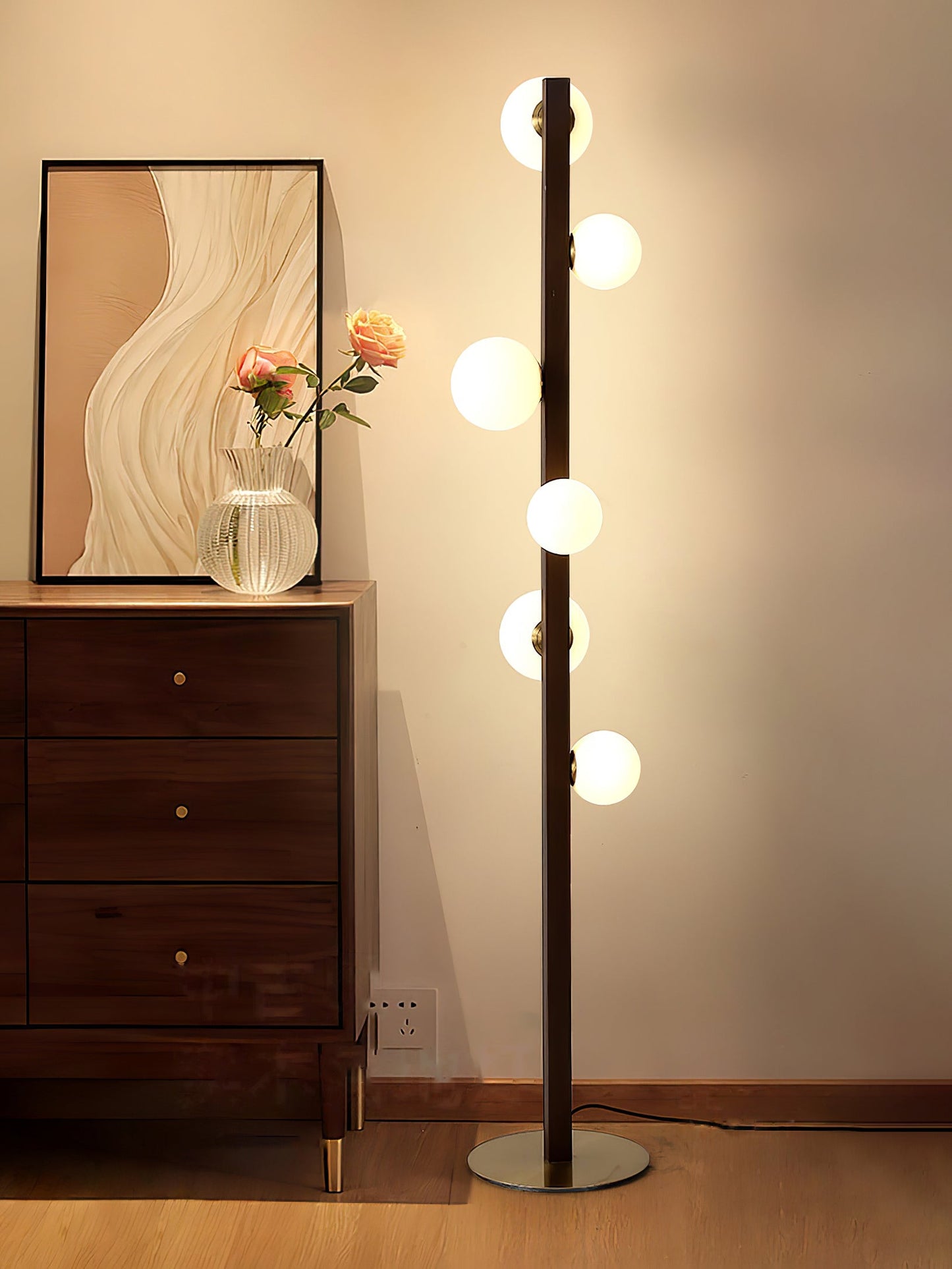 Planeta Stylish Wood Floor Lamp