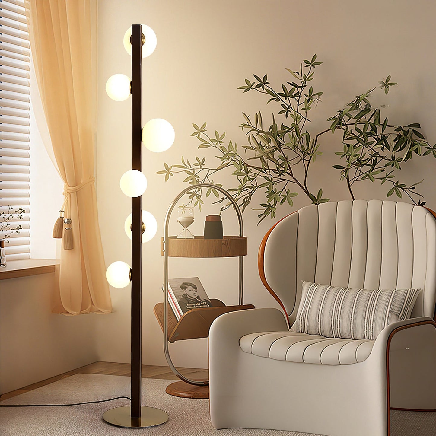 Planeta Stylish Wood Floor Lamp