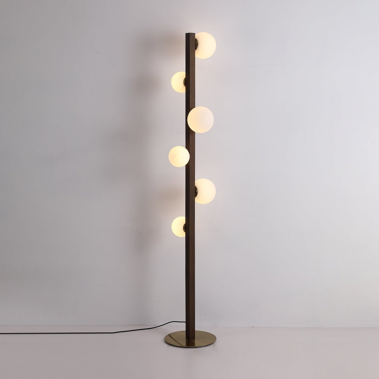 Planeta Stylish Wood Floor Lamp