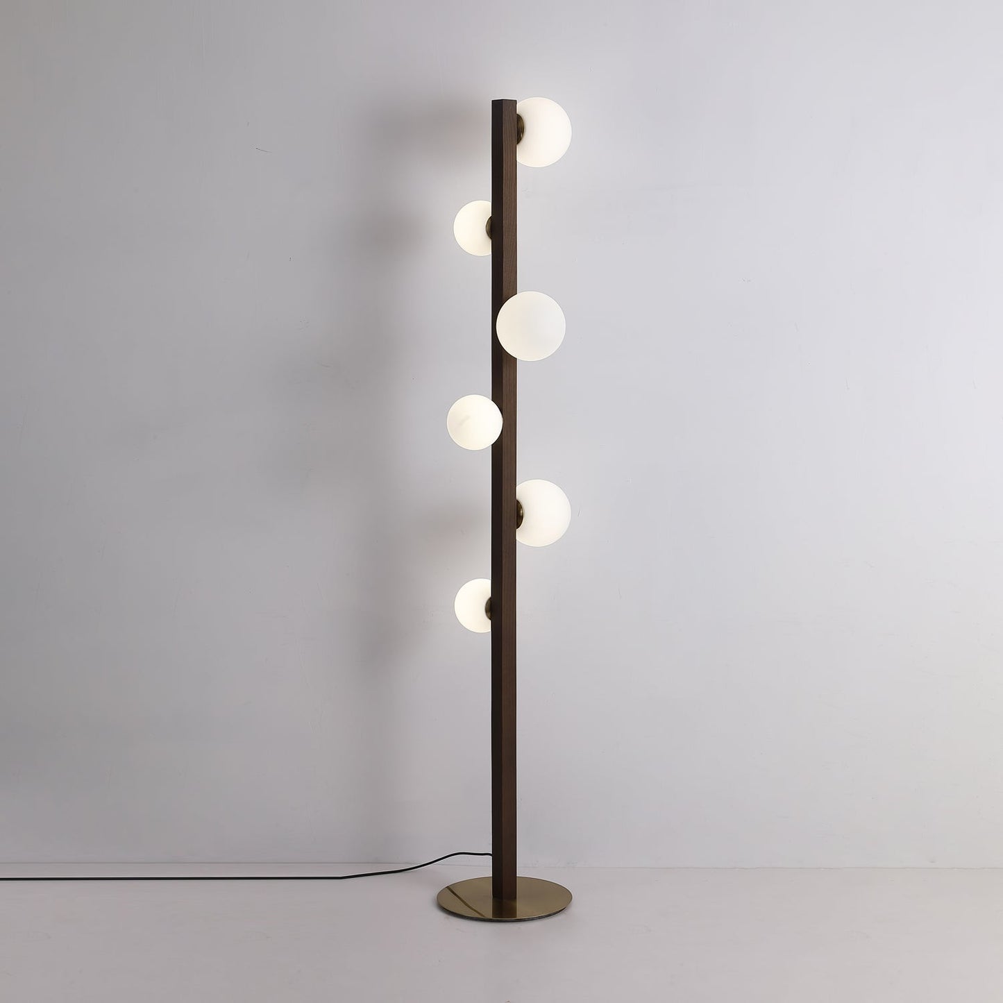 Planeta Stylish Wood Floor Lamp
