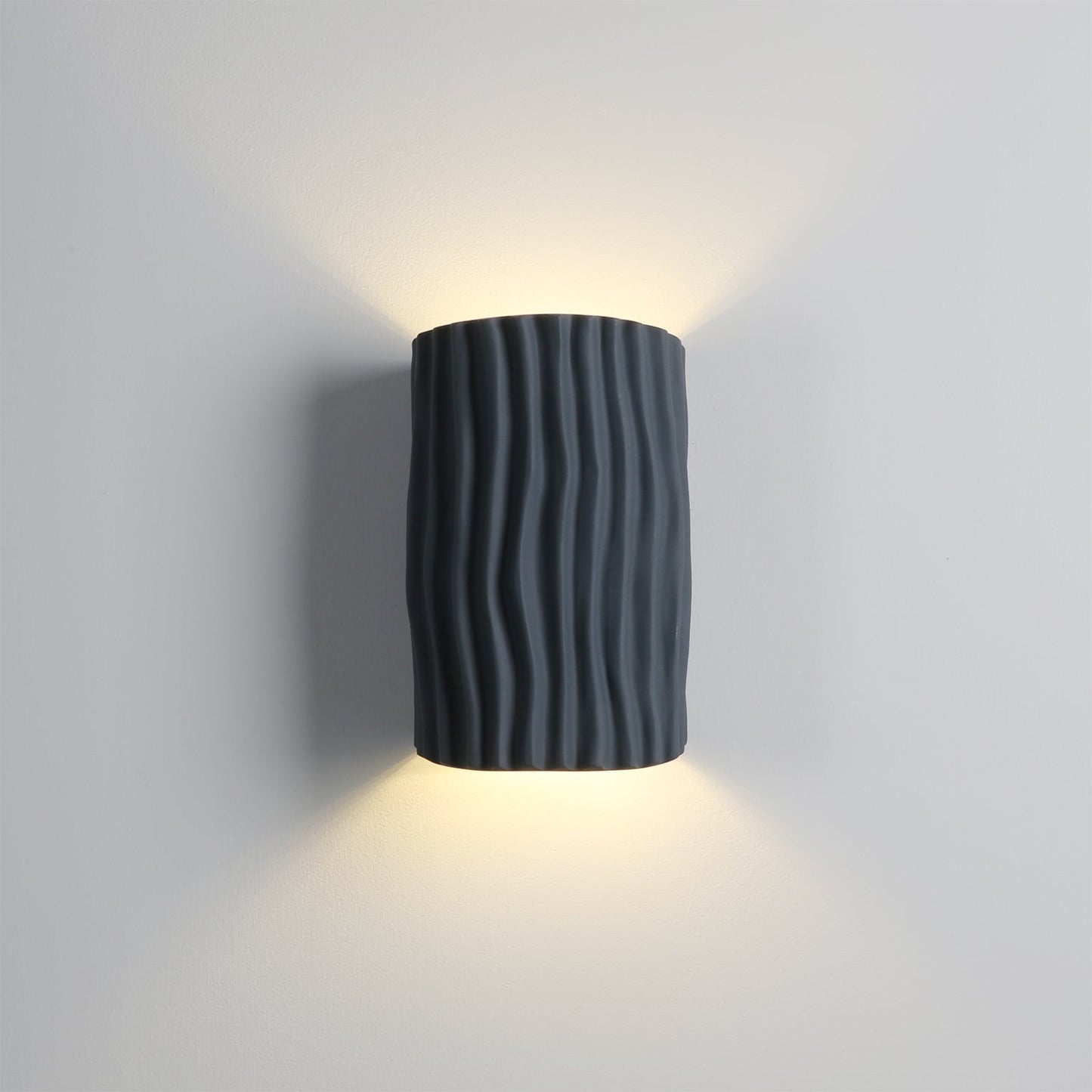 Pleated Resin Wall Lamp