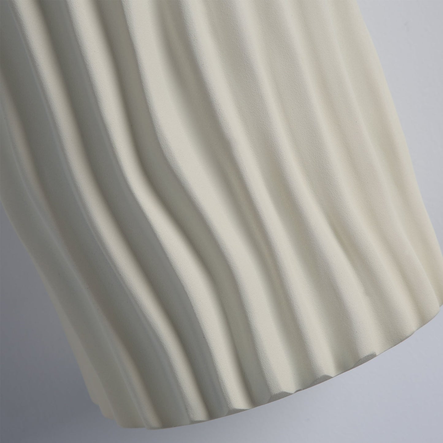 Pleated Resin Wall Lamp