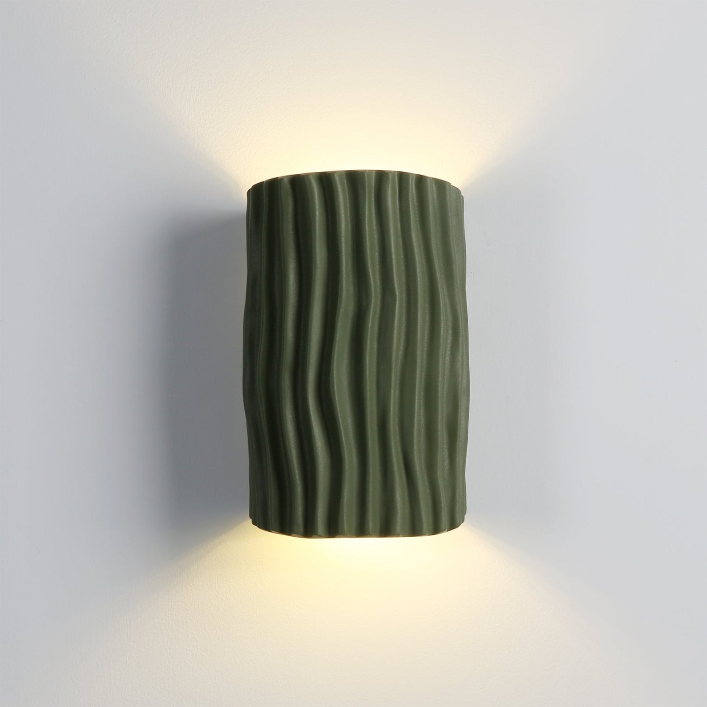 Pleated Resin Wall Lamp
