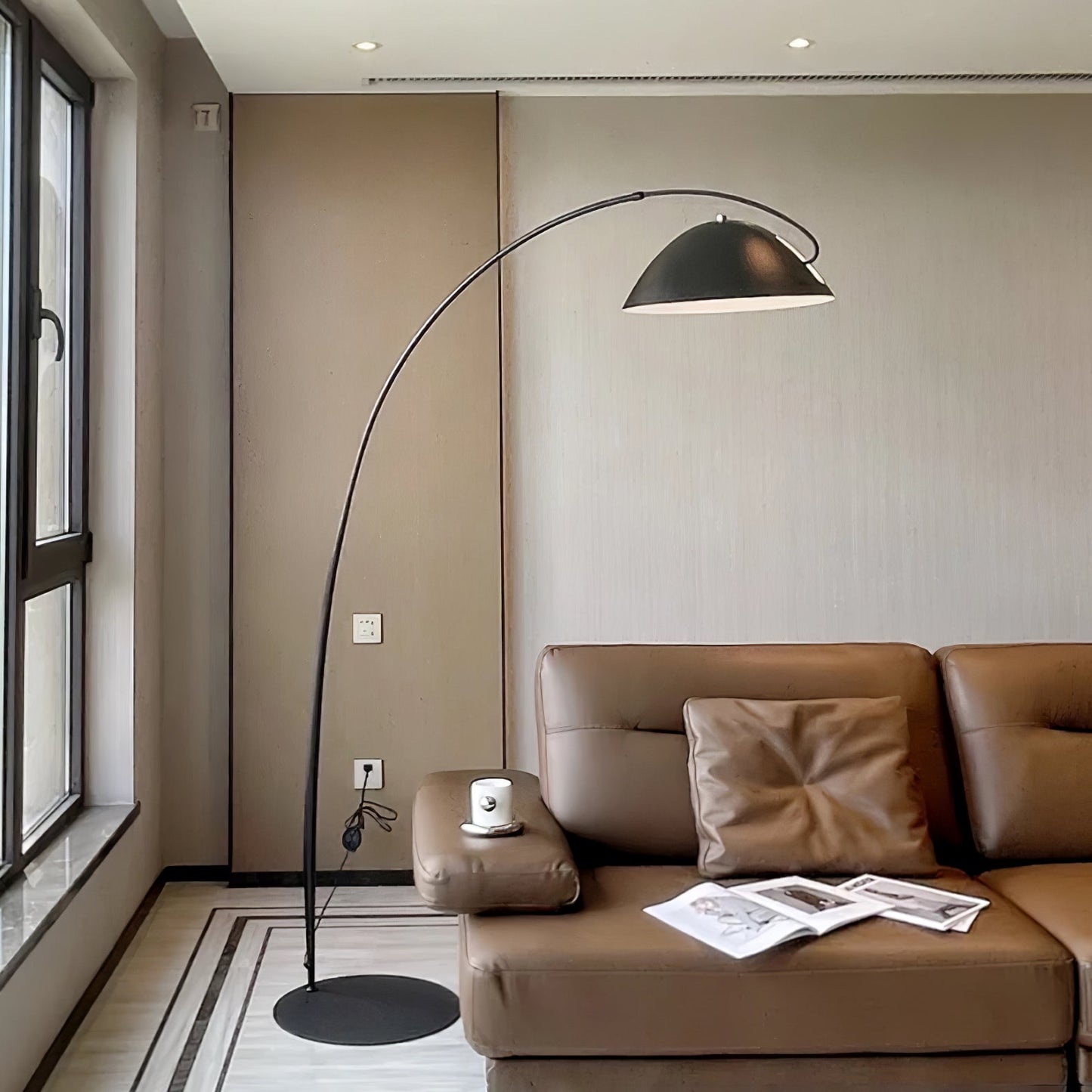 Pluma Floor Lamp