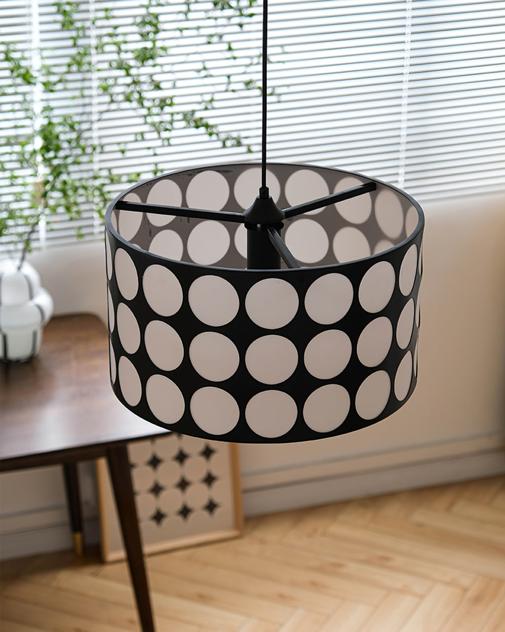 Polka Dots Pendant Lamp