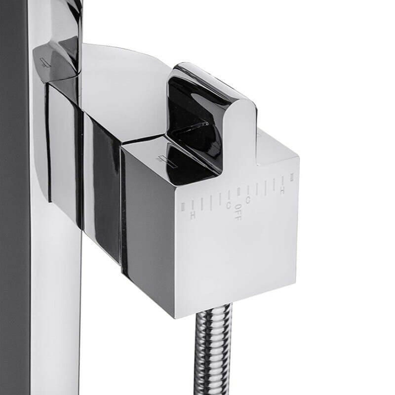 Pureflo Freestanding Tub Filler