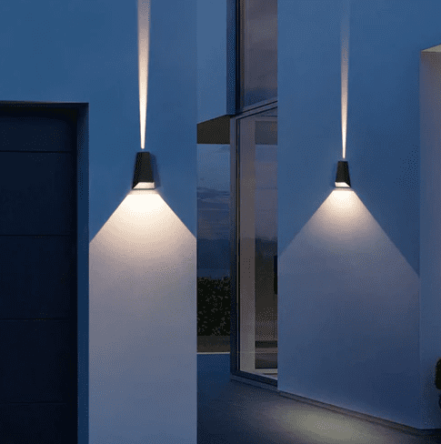 Pyramid Waterproof Outdoor Wall Lamp