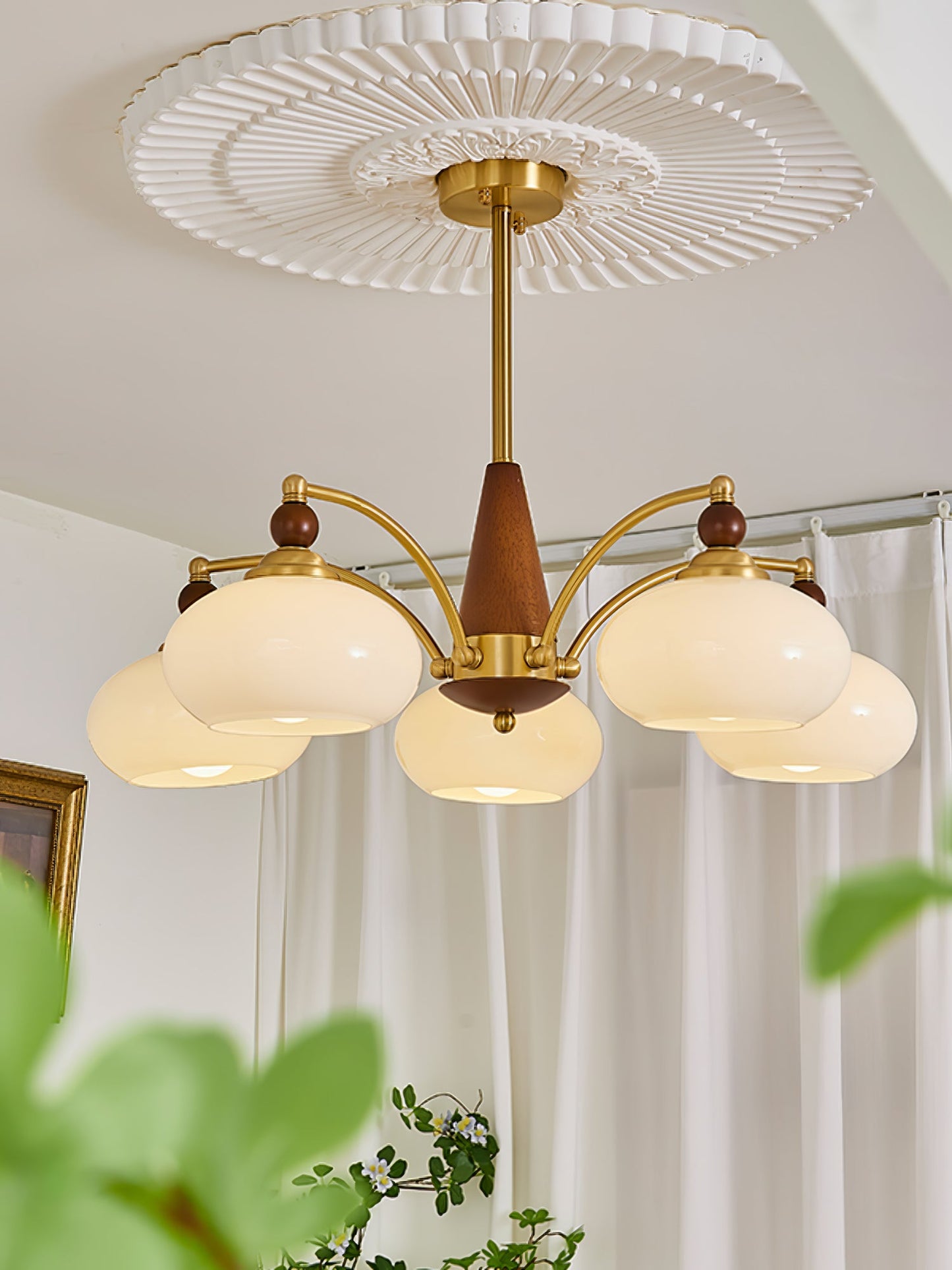 Retro Calliope Elegant Chandelier