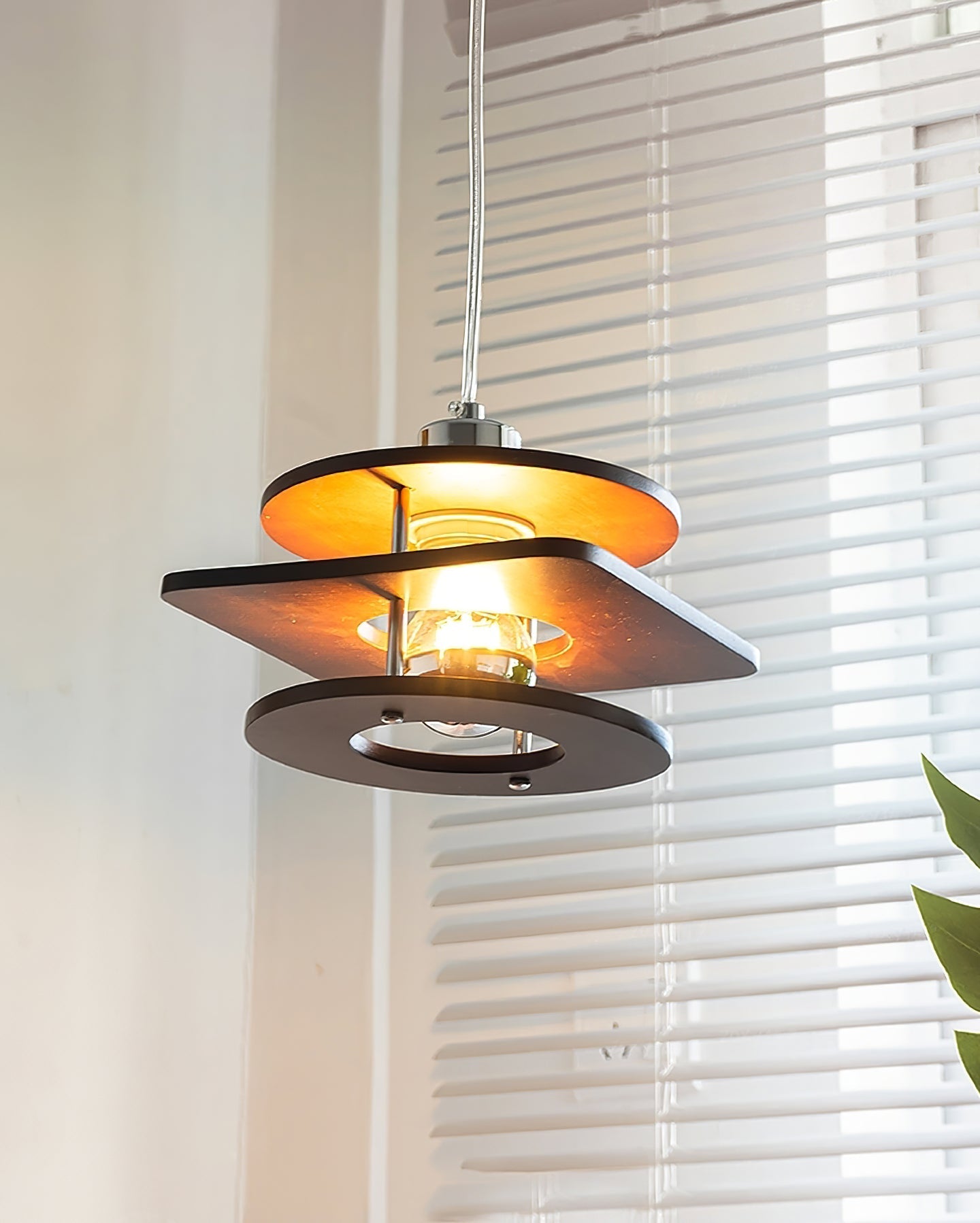 Retro Walnut Pendant Lamp