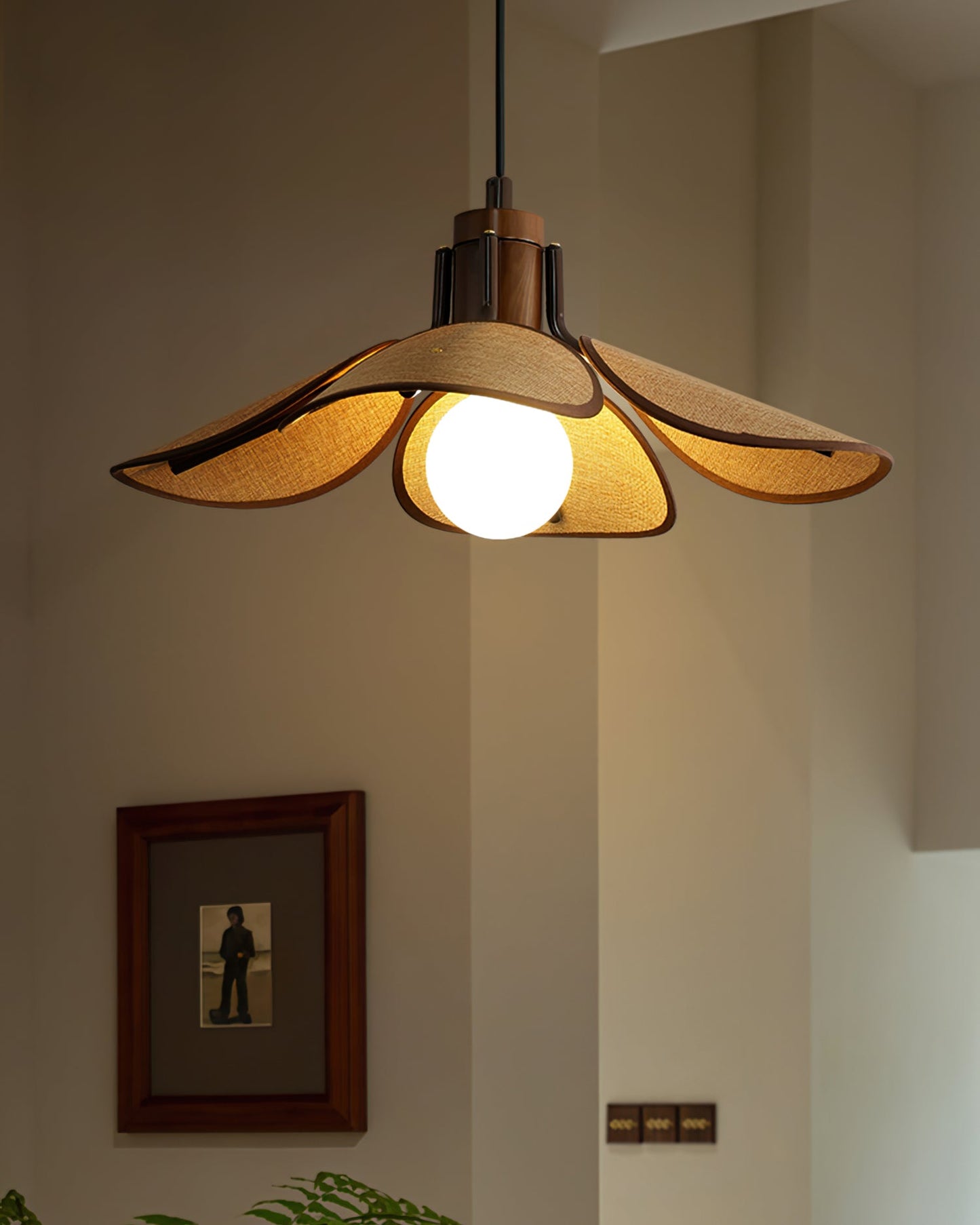 Riankh Pendant Lamp