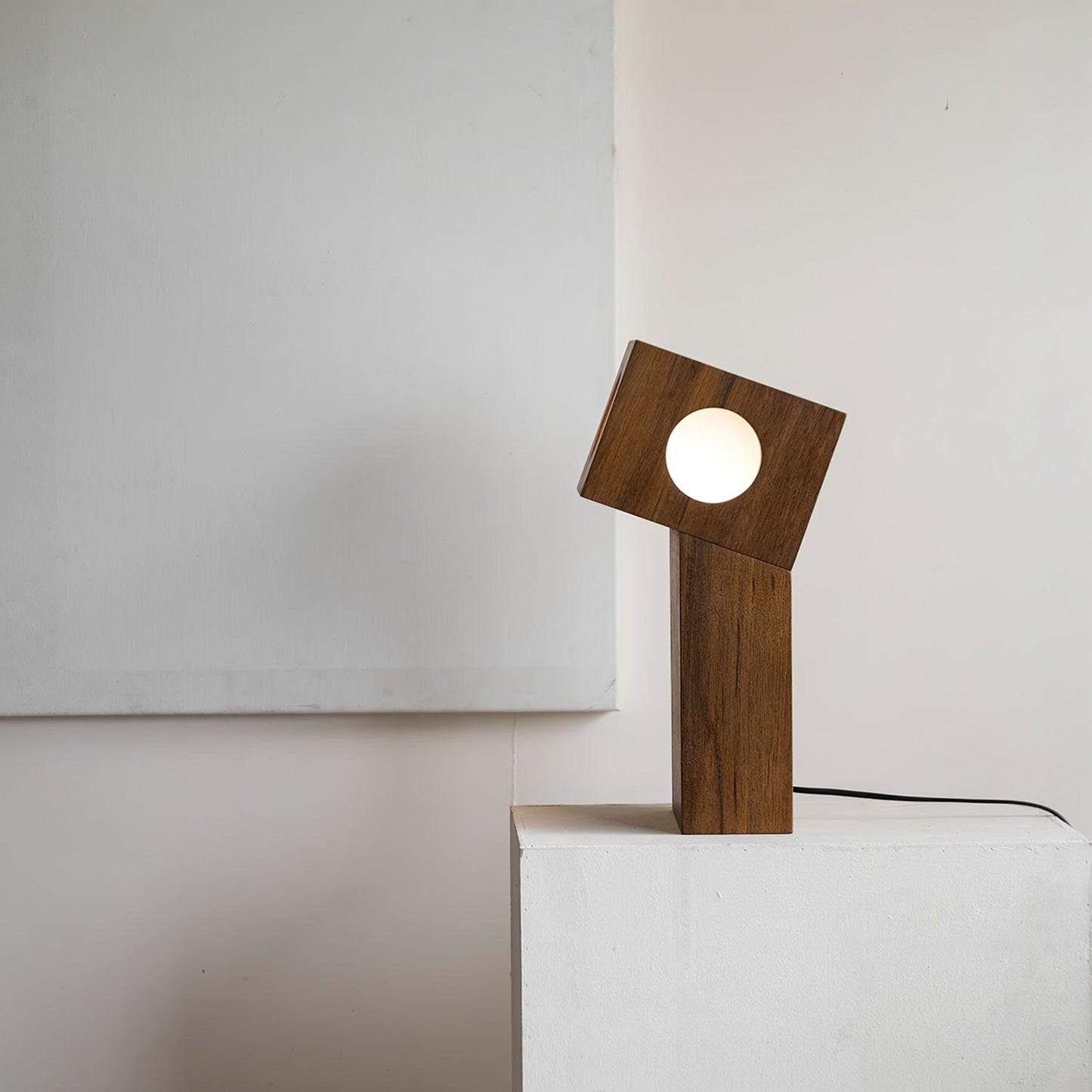 Robort Modern Table Lamp
