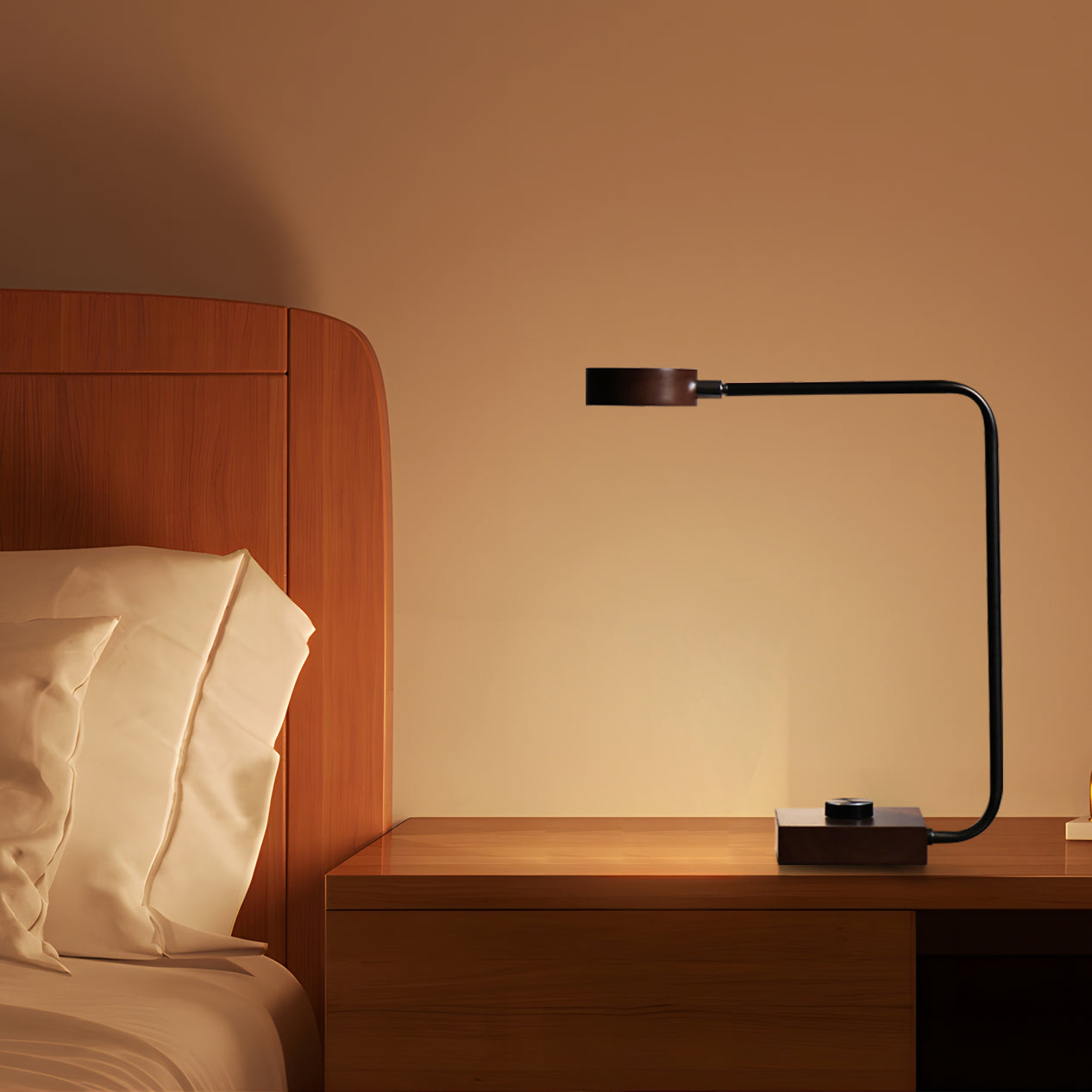 Rondo Table Lamp