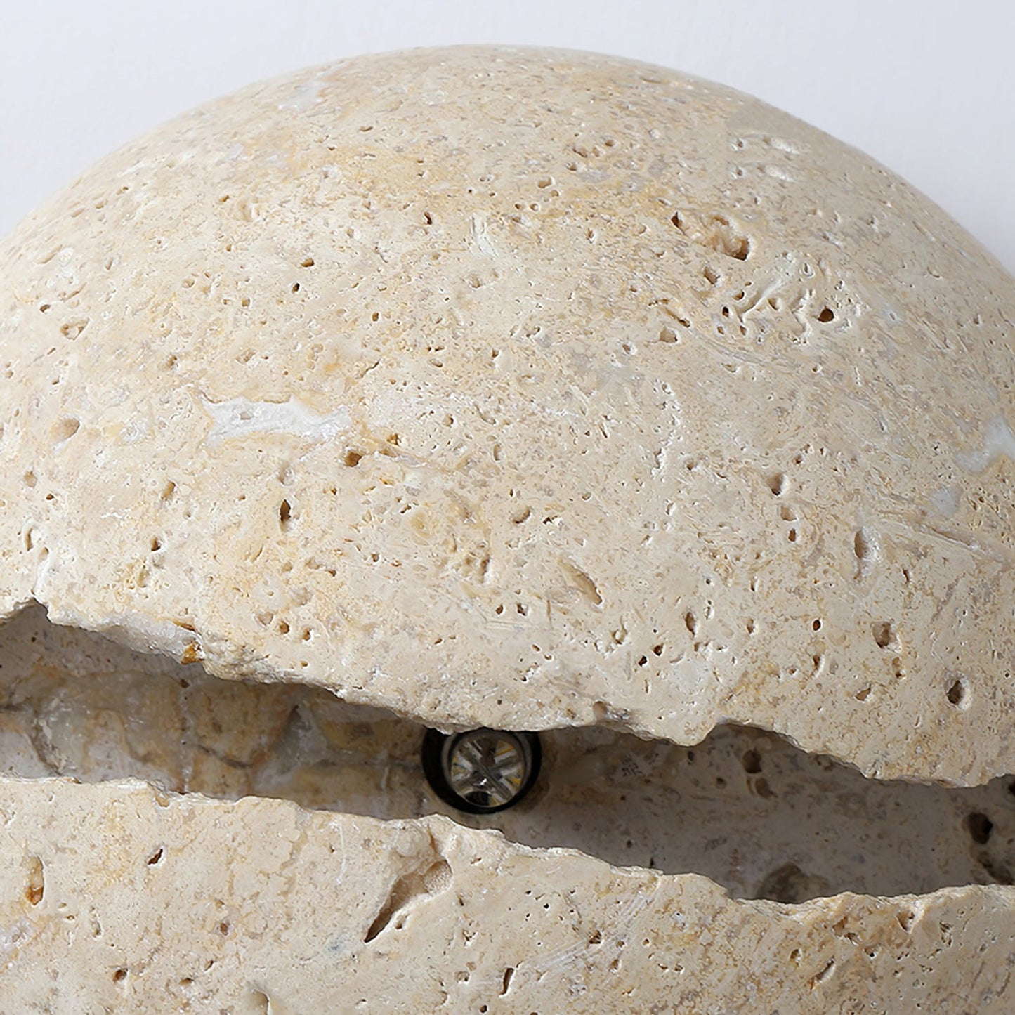 Round Crack Wall Lamp